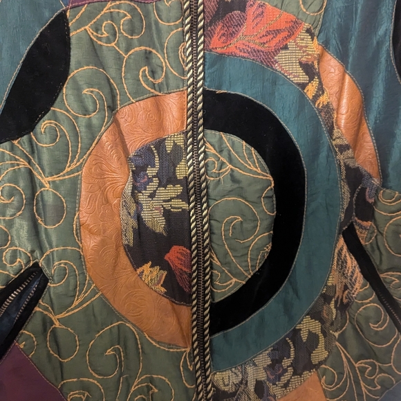 VNT Neiman Marcus Patchwork Down Puffer Coat- Embroidered - Picture 8 of 14